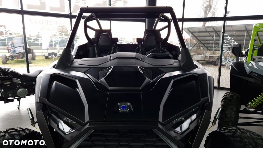 Polaris RZR - 11