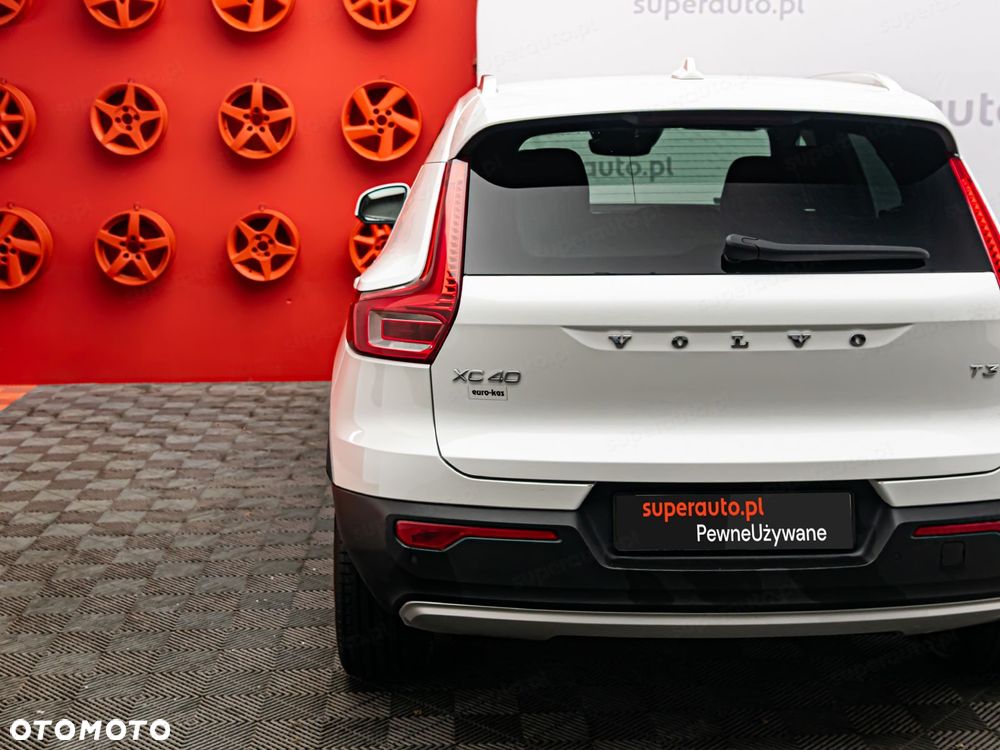 Volvo XC 40 T3 Momentum Pro - 27