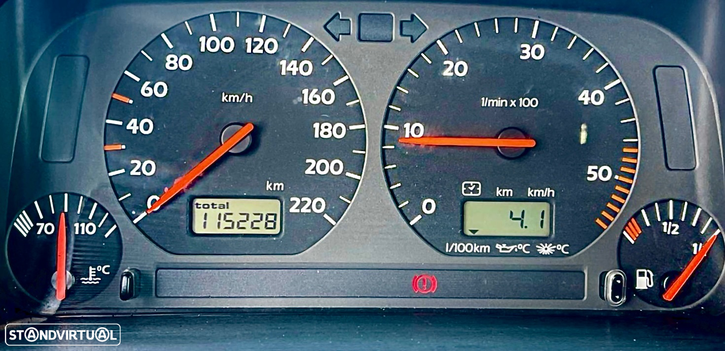 VW Golf Cabriolet 1.9 TDI Highl. - 12