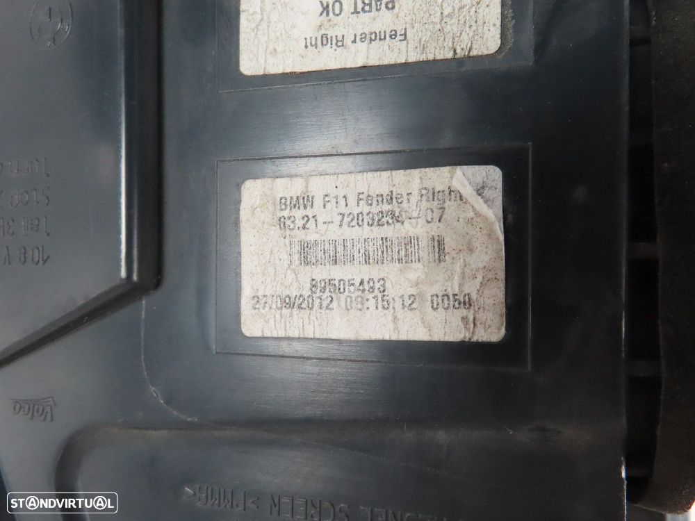 Farolim 1ª Fase Direito/Trás Seminovo/ Original BMW 5 Touring (F11) 63217203234 - 4