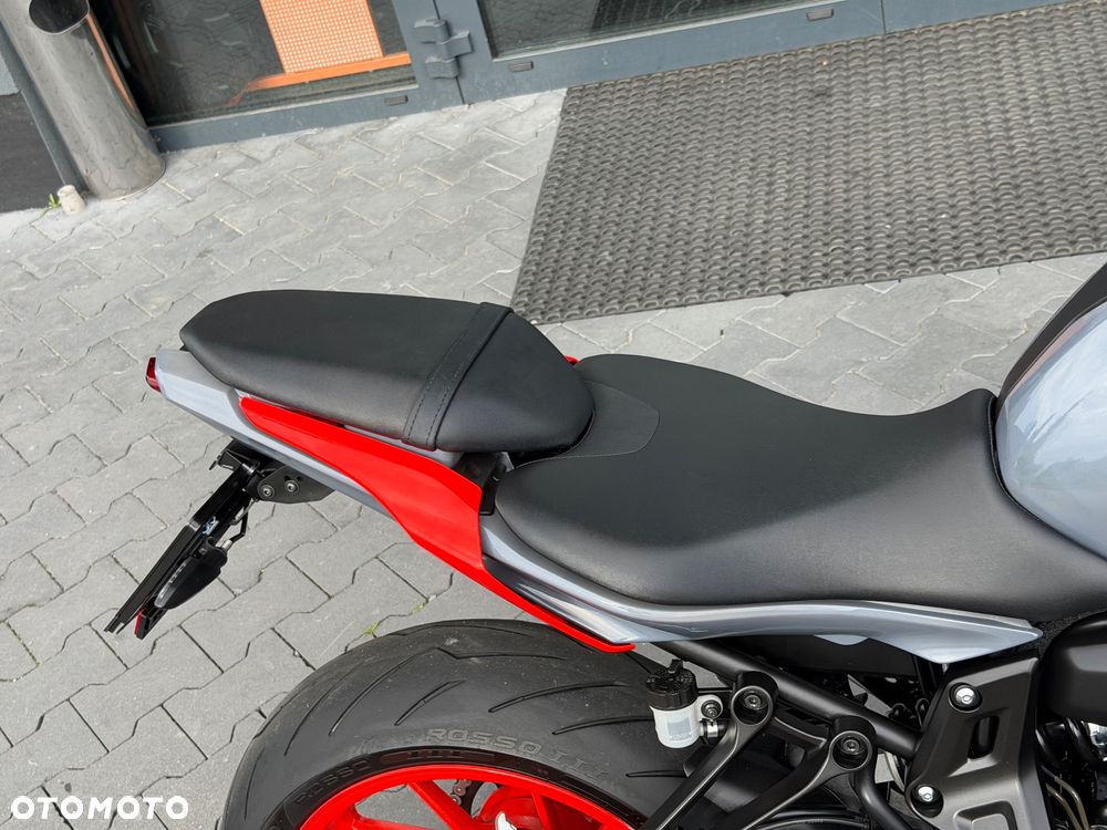 Yamaha MT - 13
