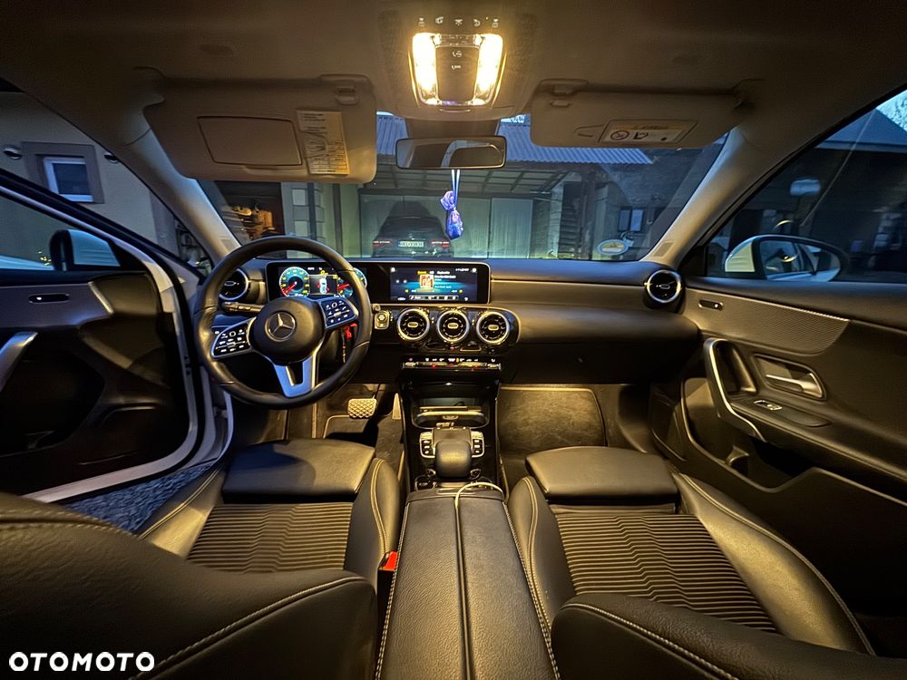 Mercedes-Benz Klasa A 220 7G-DCT Style - 18