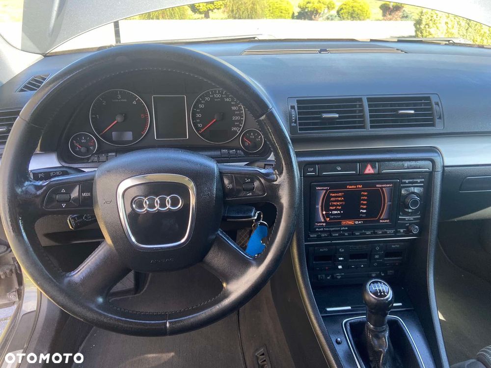 Audi A4 - 8