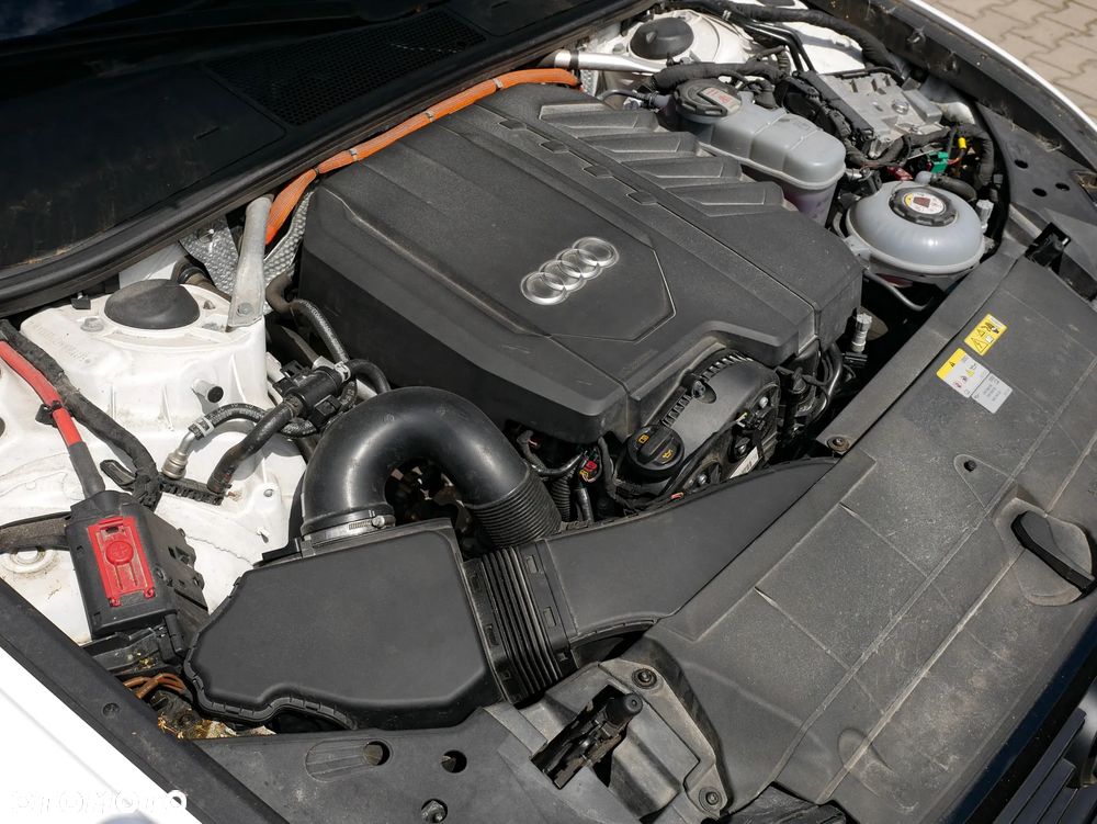 Audi A6 Avant 50 TFSI e quattro S tronic S line - 25
