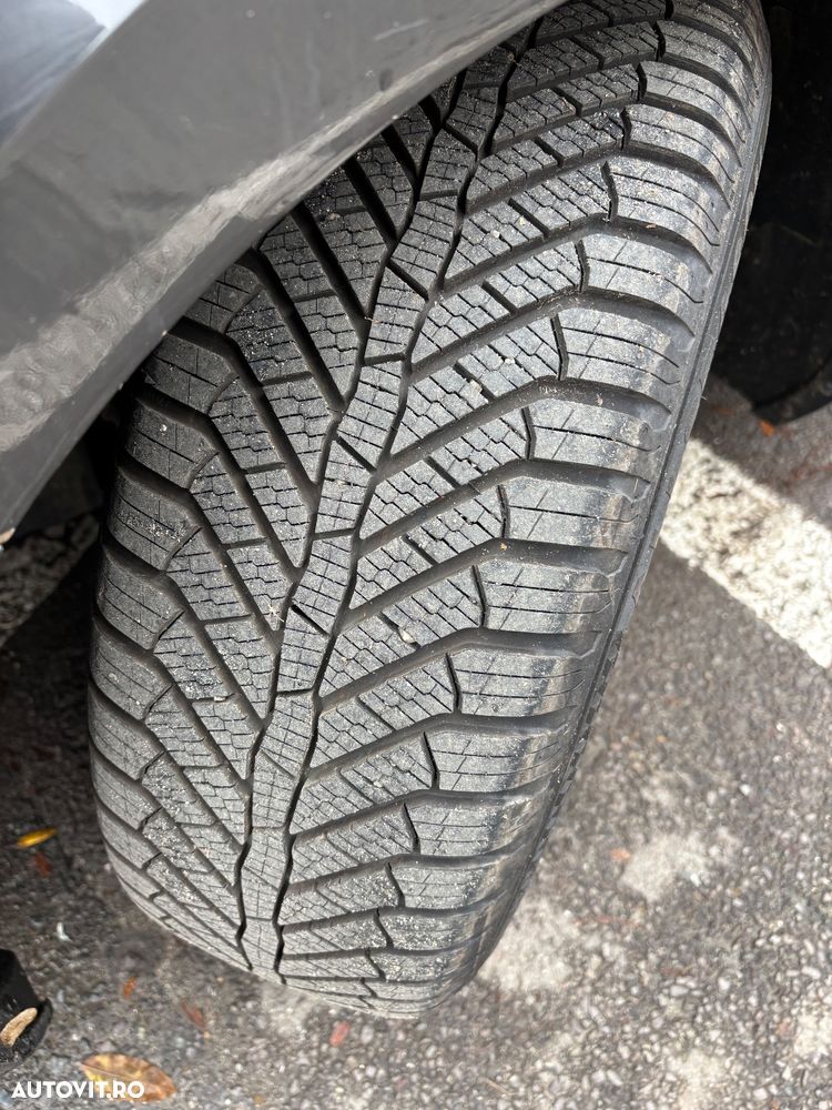 Volkswagen Passat 1.6 TDI DSG Comfortline - 12