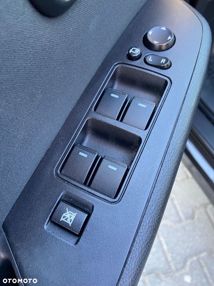 Mazda 6 2.0 Exclusive + - 16