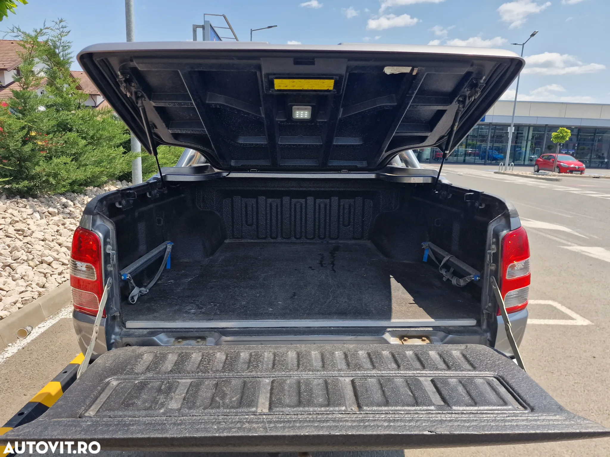 Mitsubishi L200 Pick Up 4x4 S&S Double Cab SUV-Star+ - 19