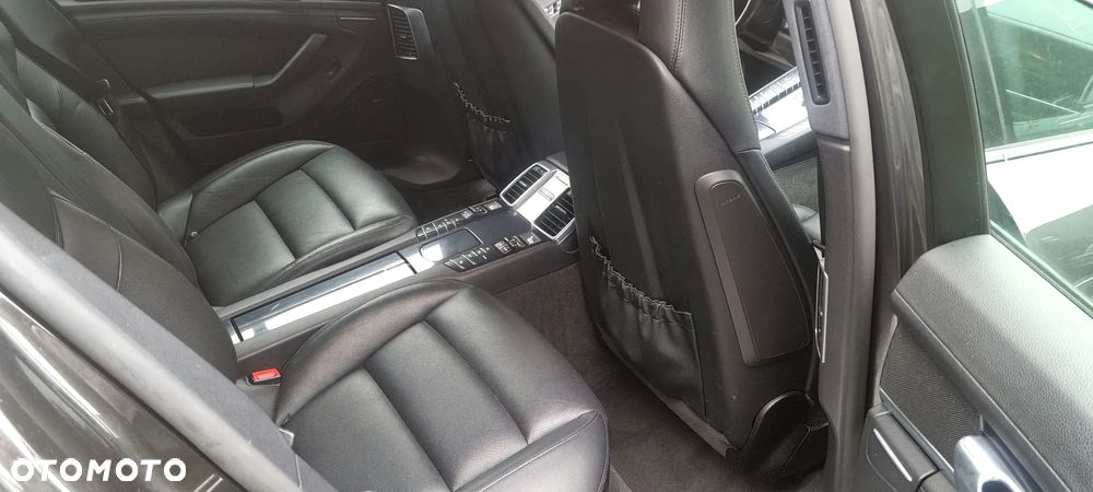 Porsche Panamera - 13