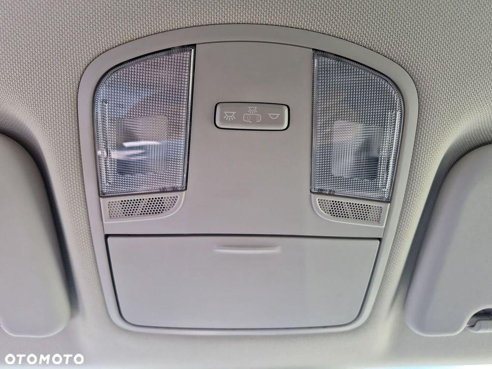 Hyundai i30 1.5 DPI Classic + - 25