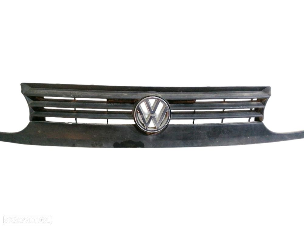 GRELHA FRONTAL VOLKSWAGEN GOLF III 1992 - 3