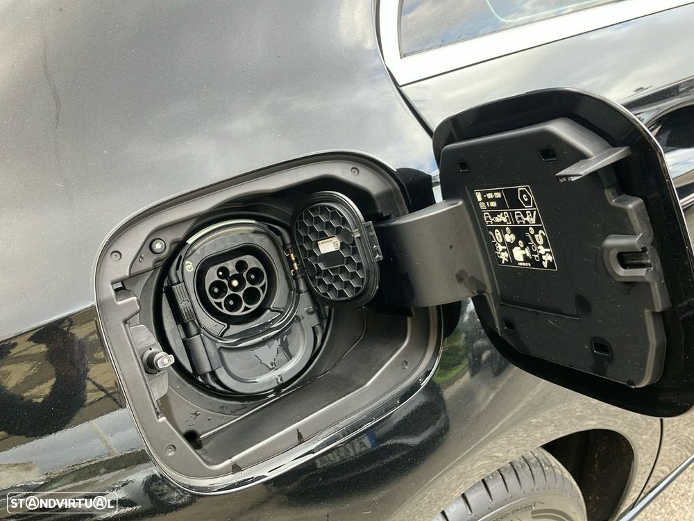 Mercedes-Benz A 250 Limousine - 28