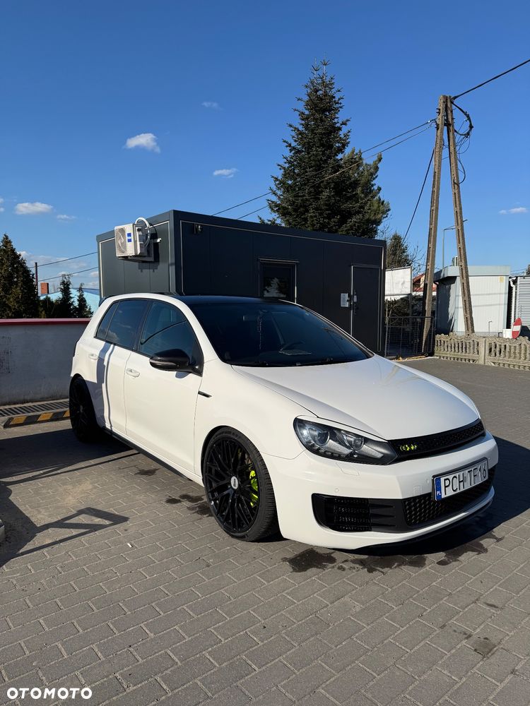 Volkswagen Golf 2.0 TDI GTD - 1
