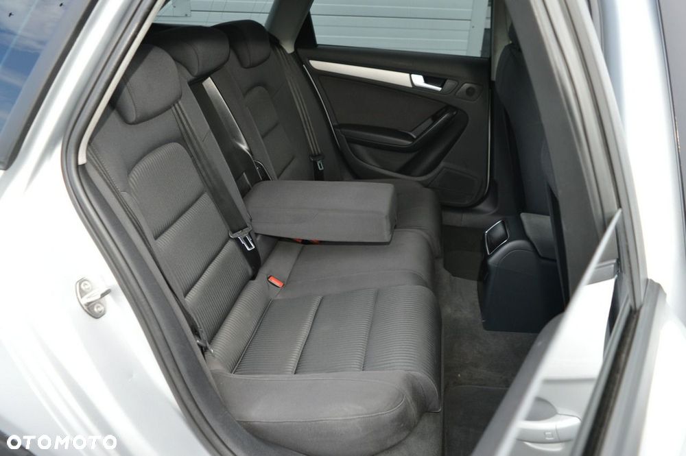 Audi A4 Avant 2.0 TDI - 28