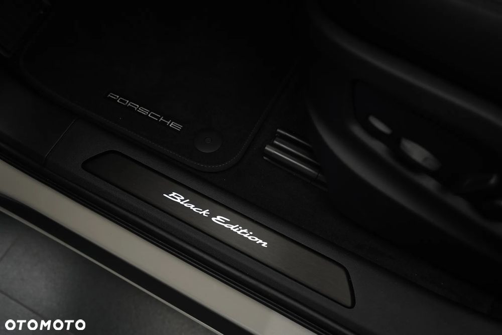 Porsche Cayenne Standard - 24