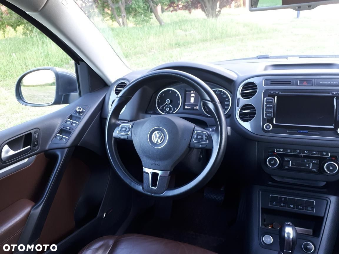 Volkswagen Tiguan 2.0 TDI DPF 4Motion BlueMotion Technology DSG Track & Style - 23