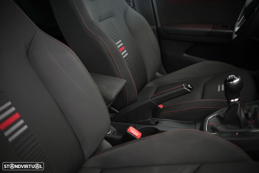 SEAT Ibiza 1.0 TSI FR - 29
