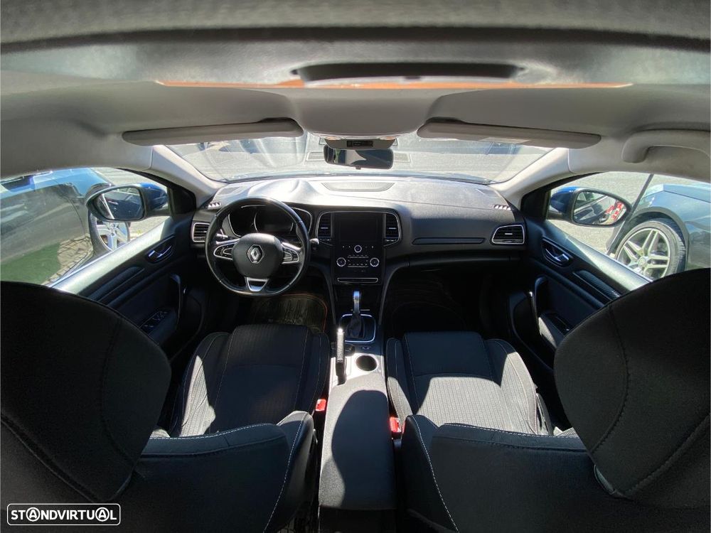 Renault Mégane Sport Tourer - 21