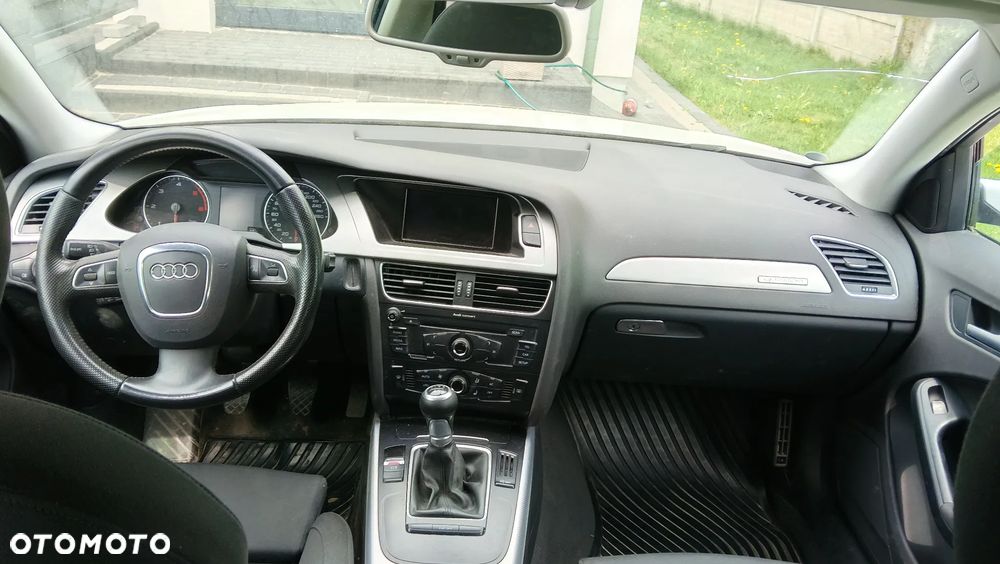 Audi A4 Avant 2.0 TDI DPF quattro Ambition - 7