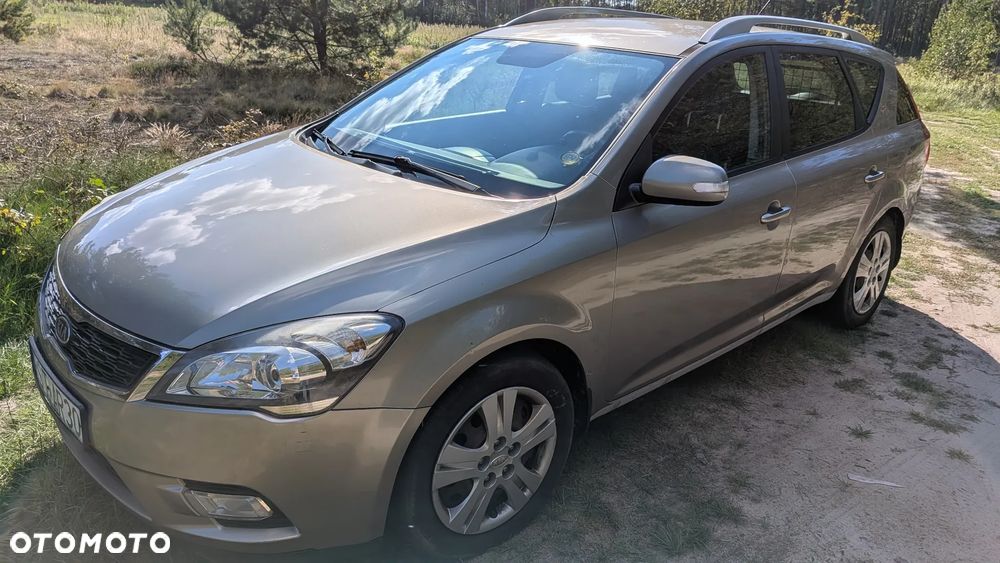 Kia Ceed - 3