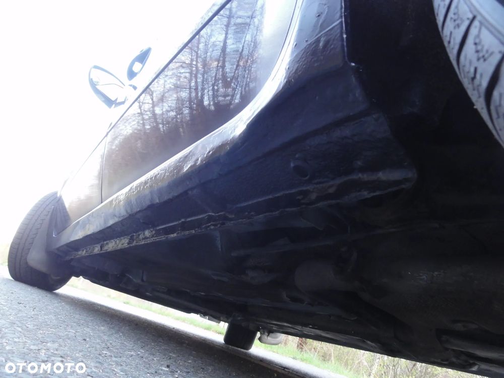 Ford Galaxy 2.0 TDCi Ghia - 26