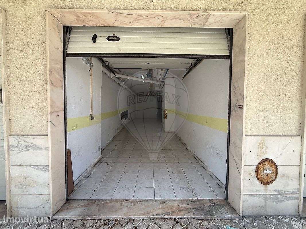 Garagem  para venda - Grande imagem: 2/3