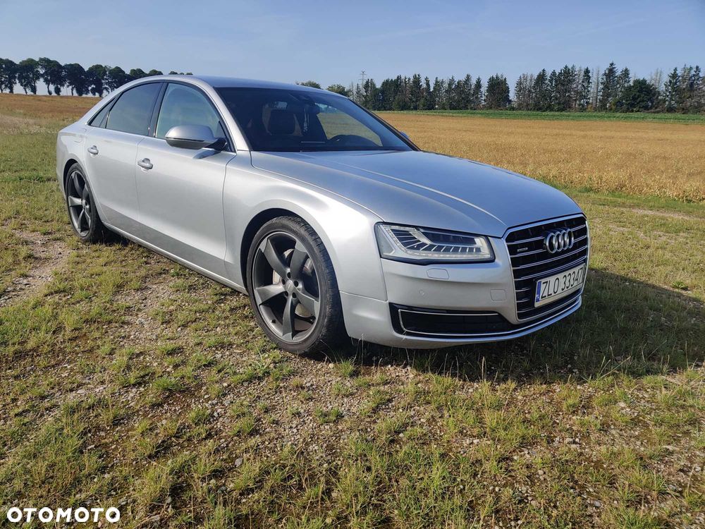 Audi A8 - 2