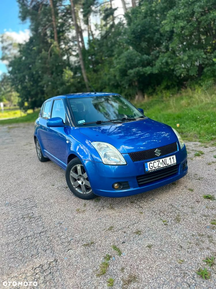 Suzuki Swift - 1
