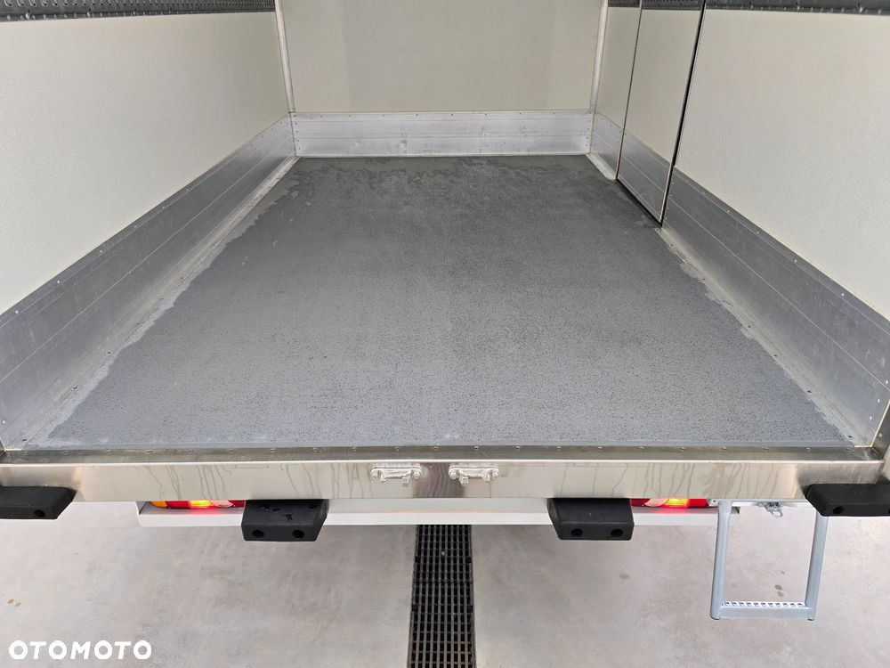 Renault MASTER IGLOOCAR -30*C +25*C ZANOTTI Z350 ŁADOWNOŚĆ 720Kg WZMOCNIONE TYLNE ZWIESZENIE 69 TYŚ Km SERWIS DO OSTATNIEGO Km ASO RENO NA GWARANCJI  BOGATA OPCJA WYPOSAŻENIA FOTEL KIEROWCY PNEŁMATYCZNY TEMPOMAT KLIMA HALOGENY KAMERA COFANIA SALON PL STAN NOWY NOWY NOWY - 16