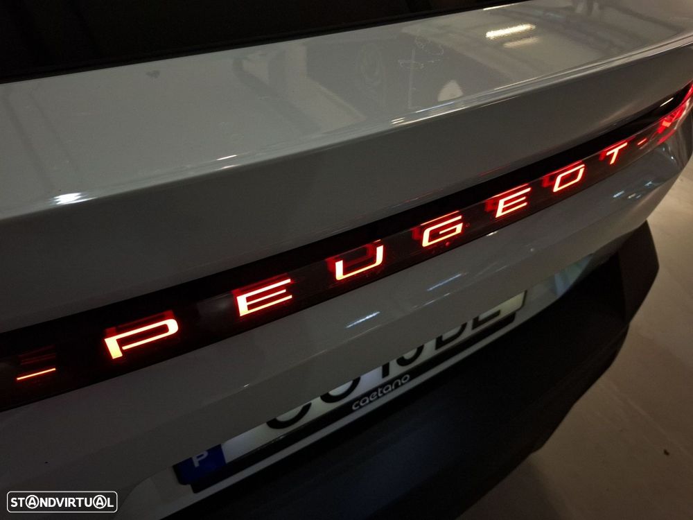 Peugeot E-408 58 kWh GT - 28