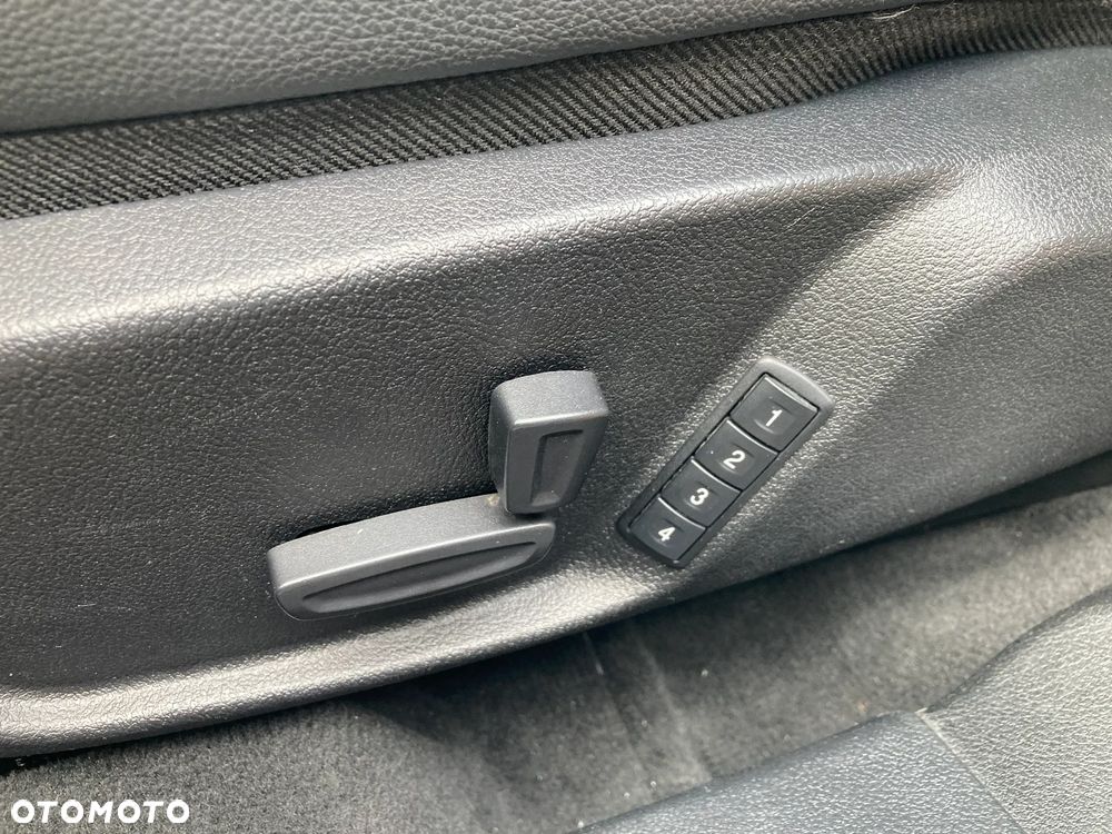 Ford Mondeo - 21