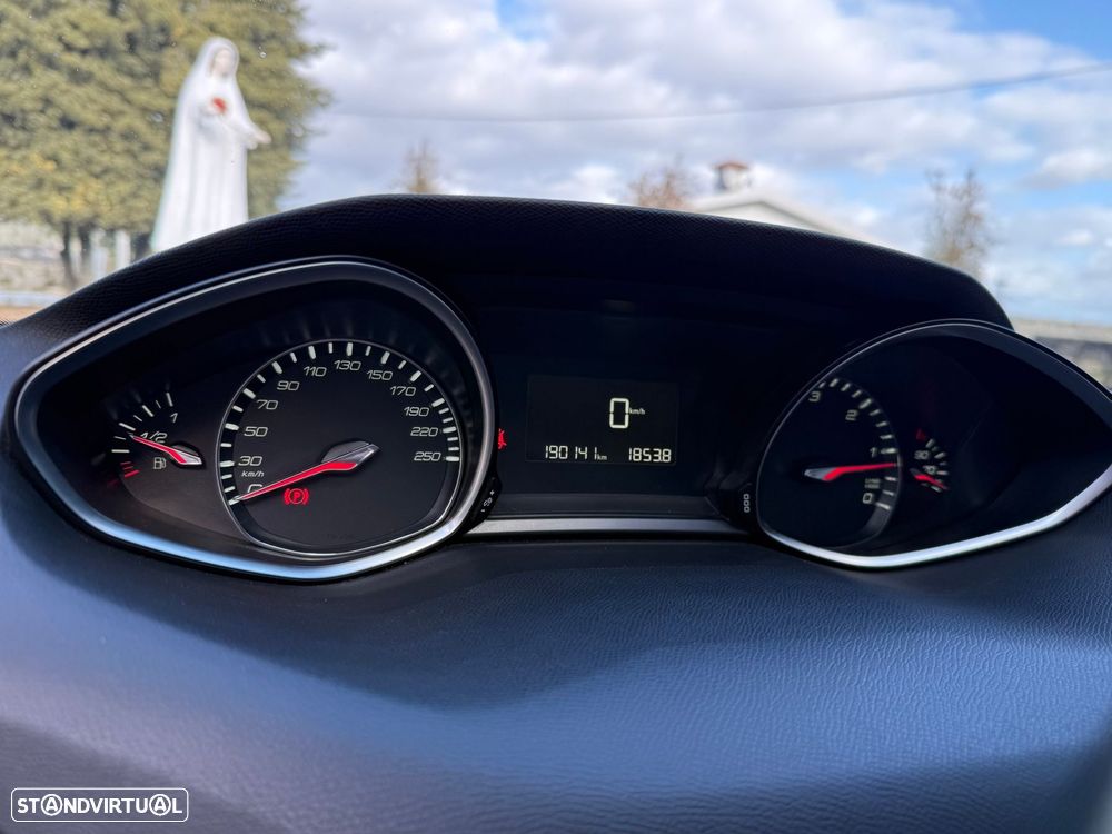 Peugeot 308 SW 1.6 BlueHDi Allure - 14