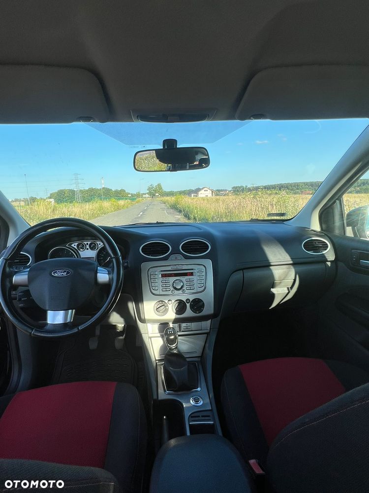 Ford Focus 1.6 Titanium - 13