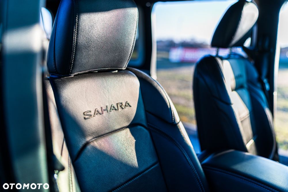 Jeep Wrangler 3.6 Unlim Sahara - 10