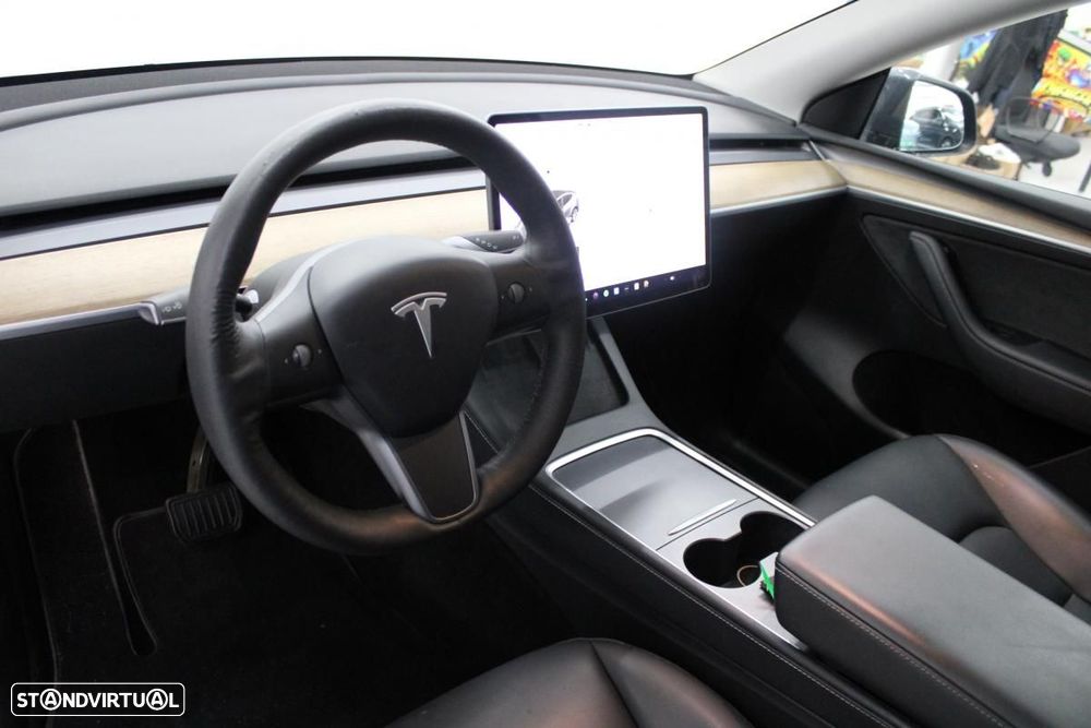 Tesla Model Y Long Range Tração Integral - 11