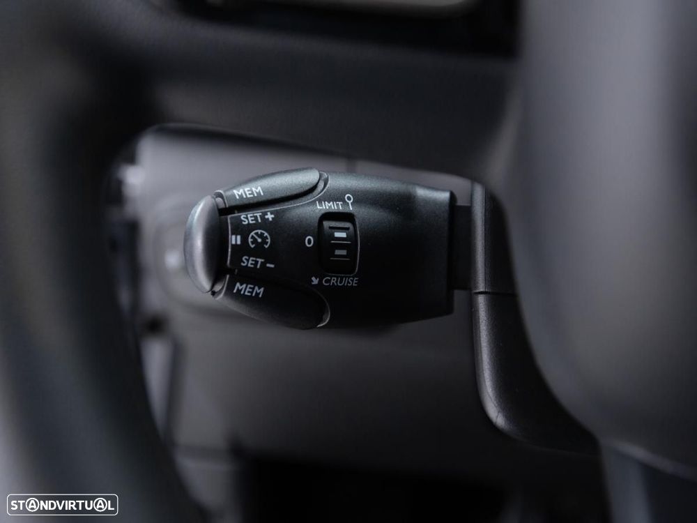 Citroën C3 1.5 BlueHDi Feel Pack — fotografia 13