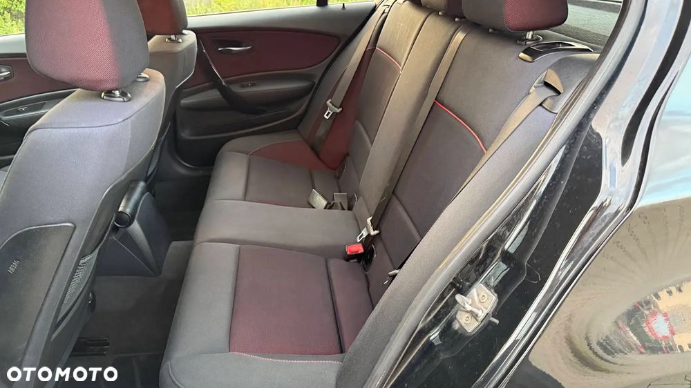 BMW Seria 1 116d - 15