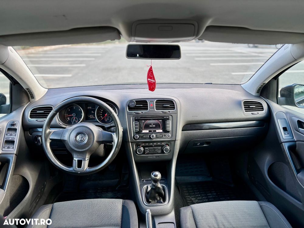 Volkswagen Golf 1.6 TDI DPF Trendline - 5