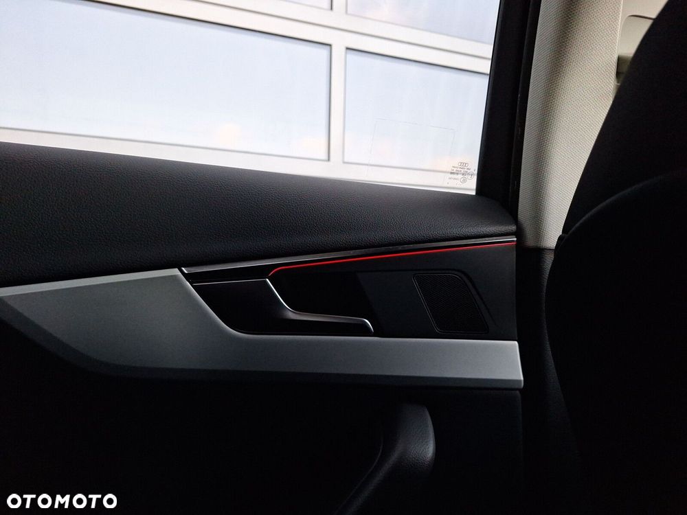 Audi A4 Avant 35 TFSI mHEV S tronic - 25