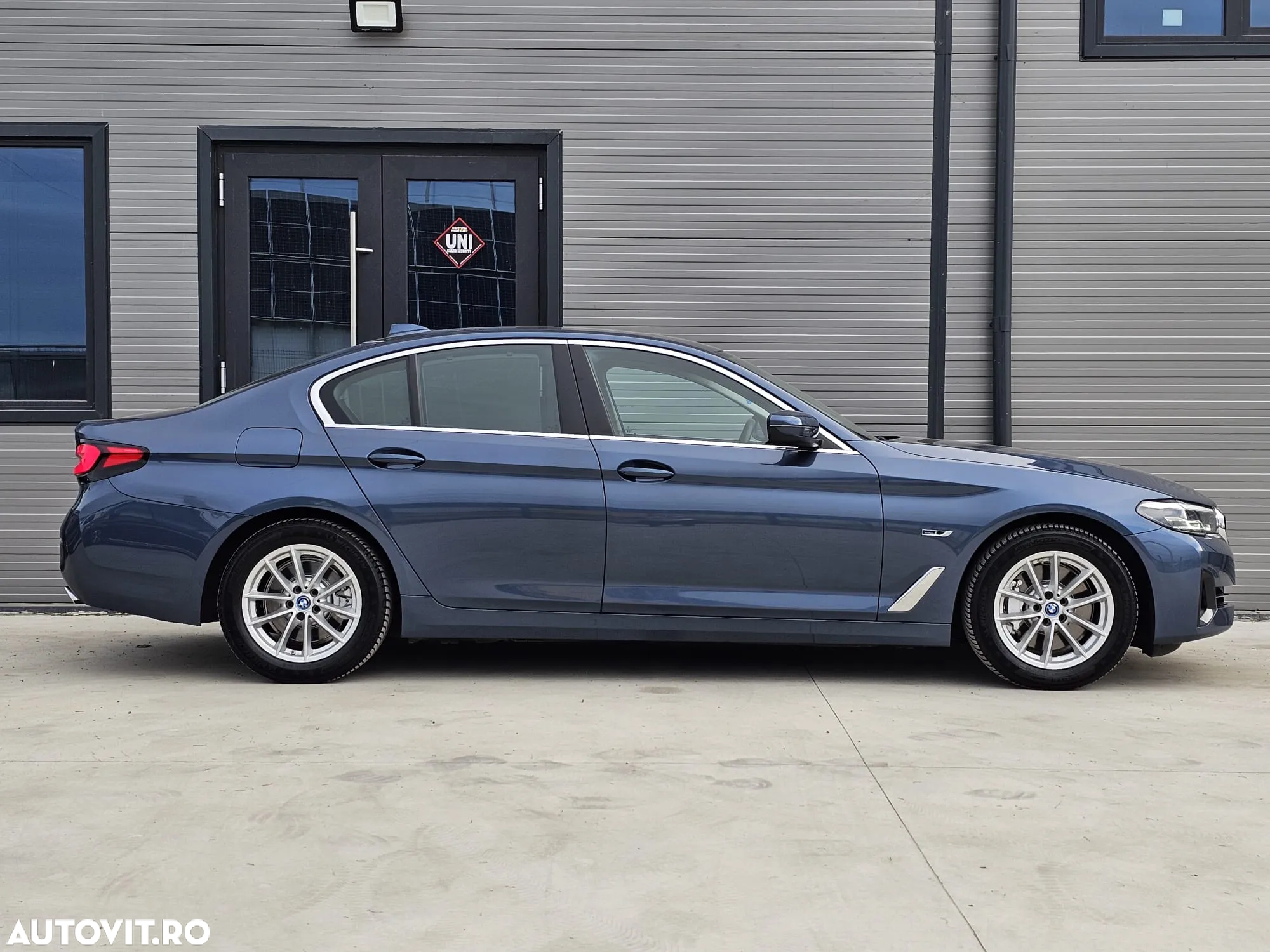 BMW Seria 5 530e AT PHEV - 7