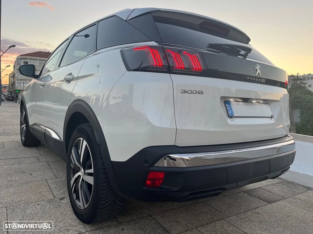 Peugeot 3008 1.5 BlueHDi Allure EAT8 - 16