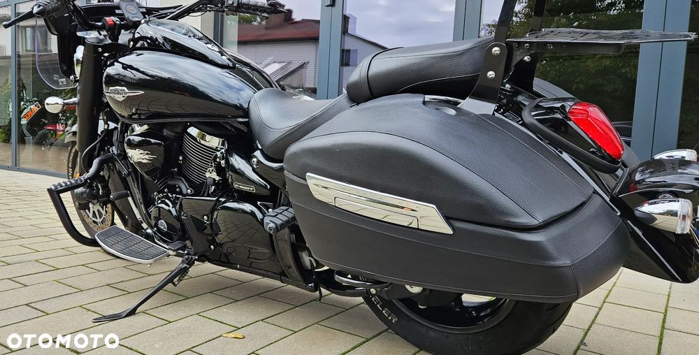 Suzuki Intruder - 6