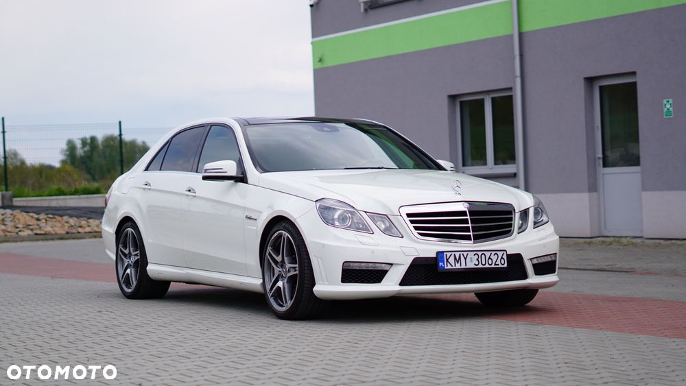 Mercedes-Benz Klasa E 63 AMG - 1