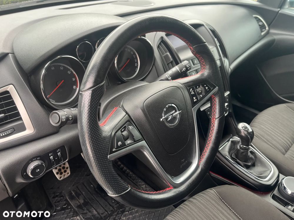 Opel Astra - 16