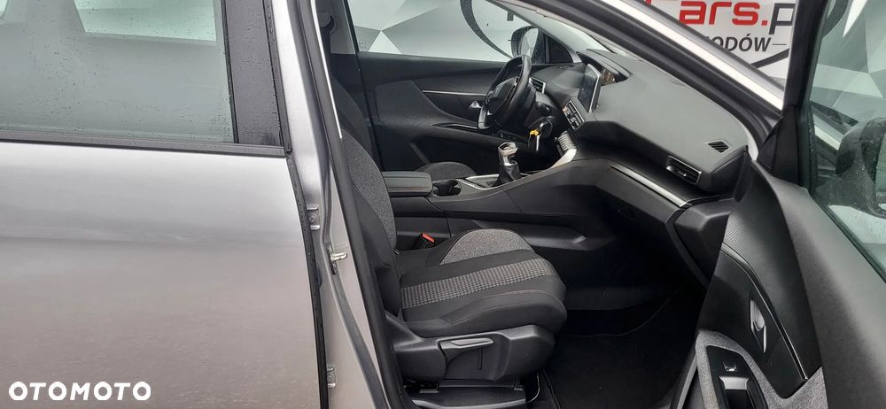 Peugeot 5008 PureTech 130 Active - 19