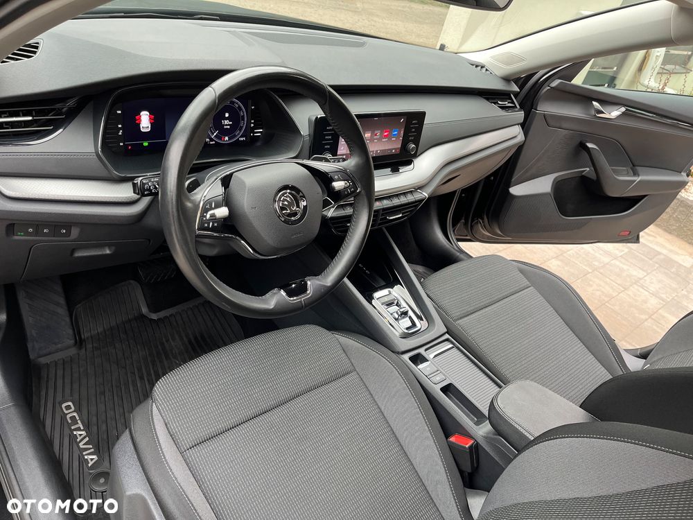 Skoda Octavia 2.0 TDI Style DSG - 16
