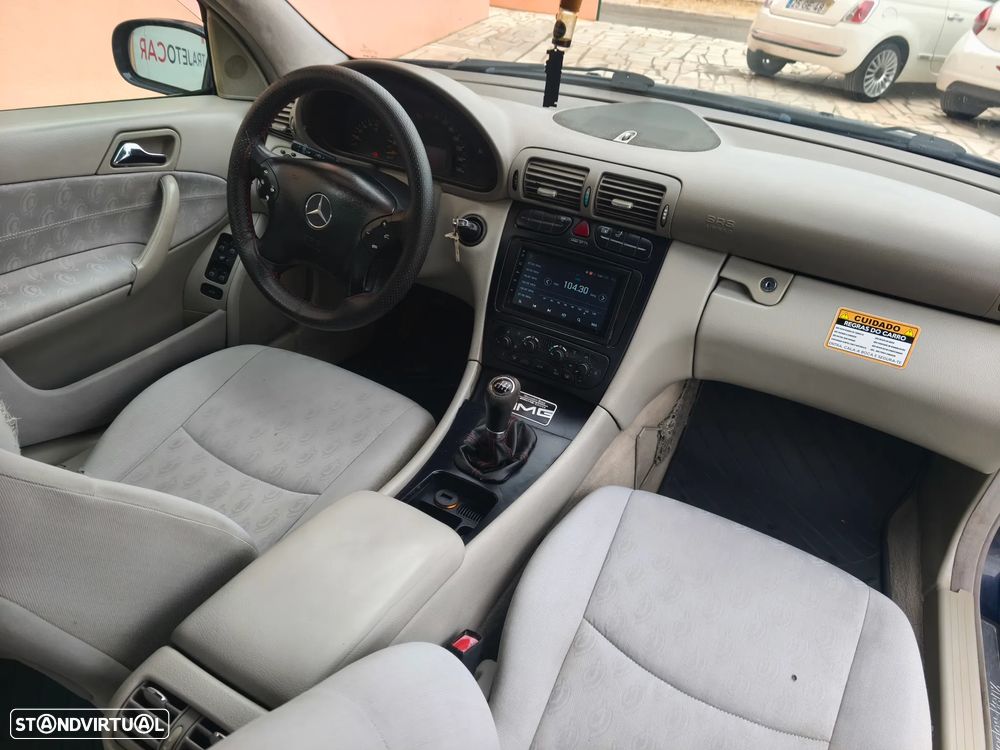 Mercedes-Benz C 220 CDi Avantgarde - 10