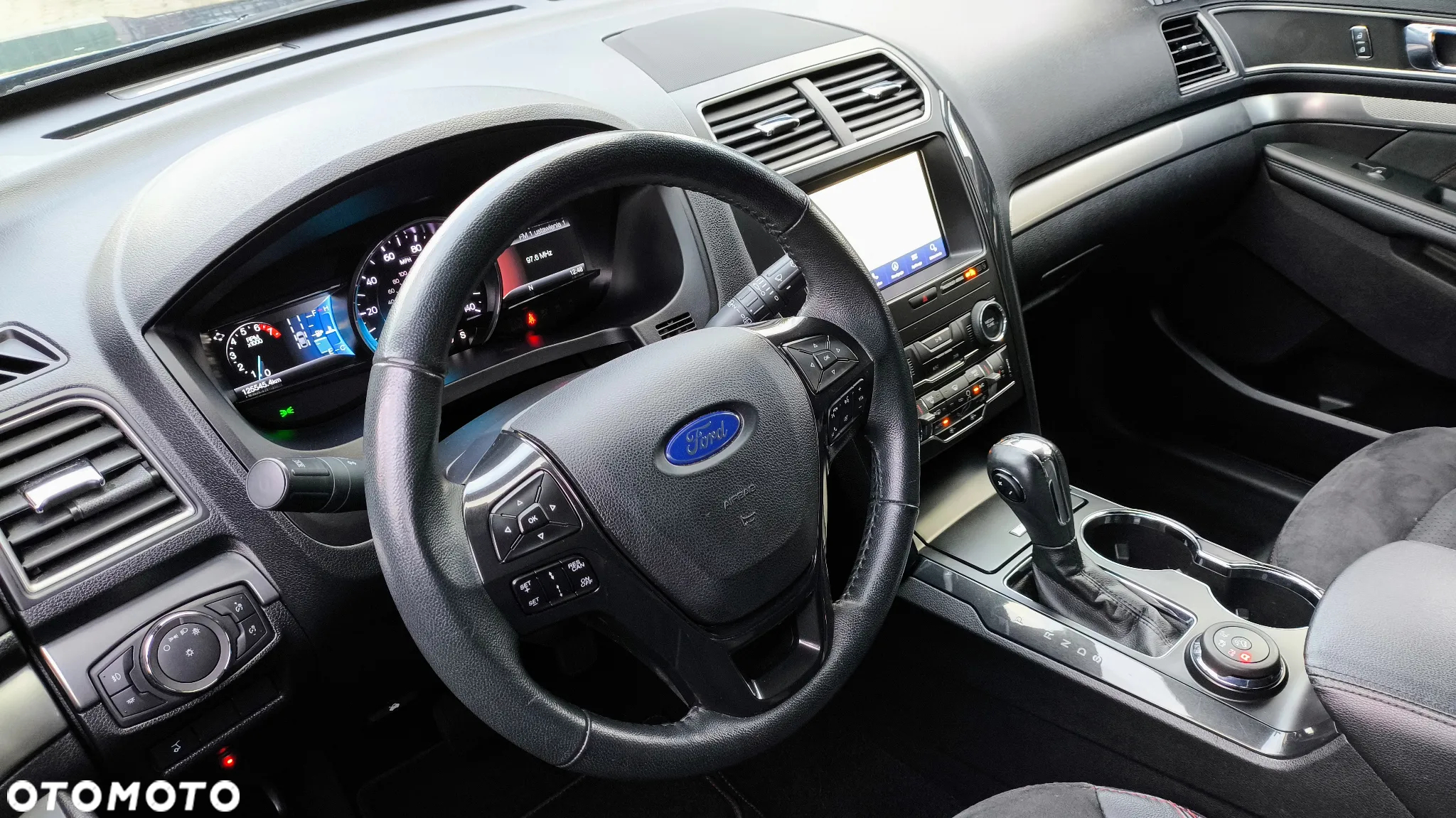 Ford Explorer - 10