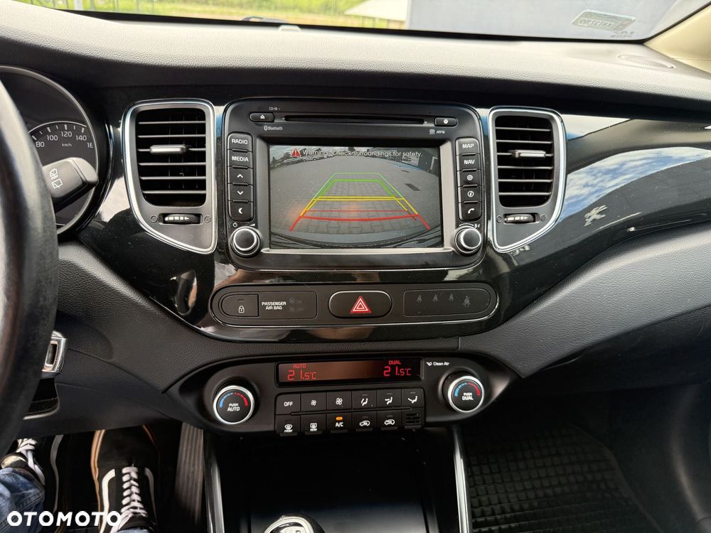 Kia Carens 1.6 GDI M - 19