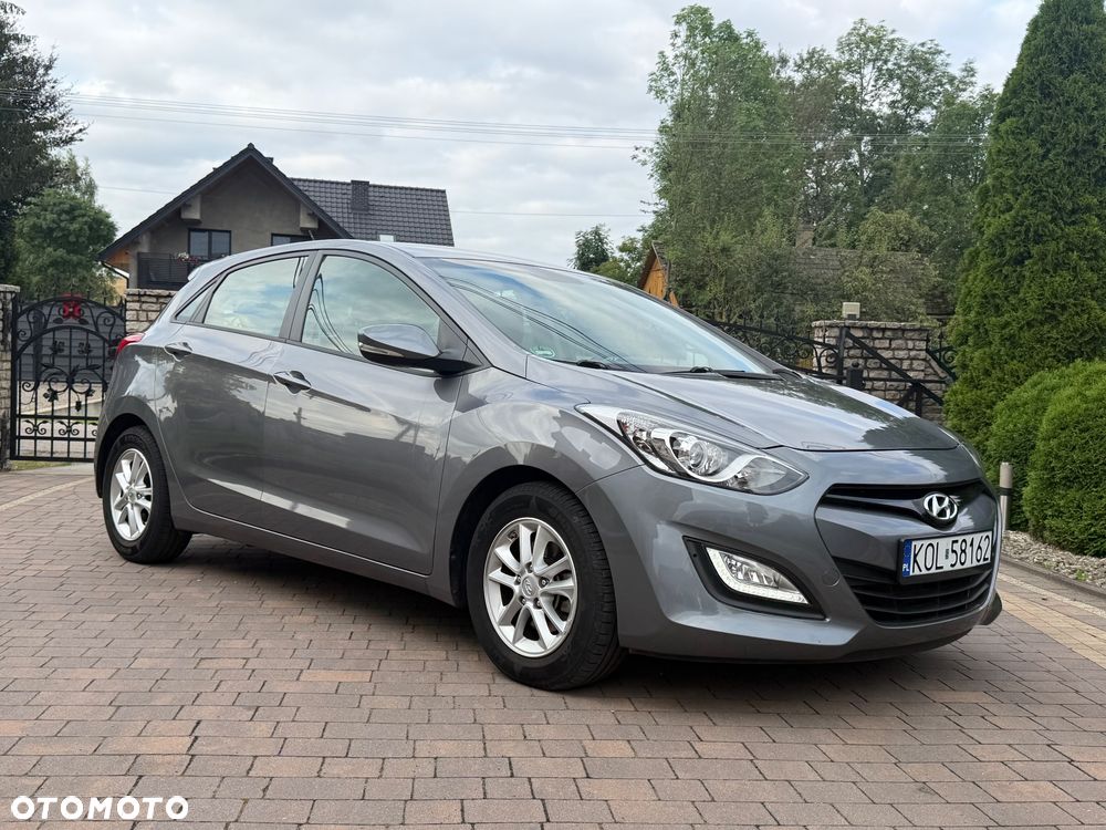 Hyundai i30 i30cw 1.6 Automatik Trend - 17