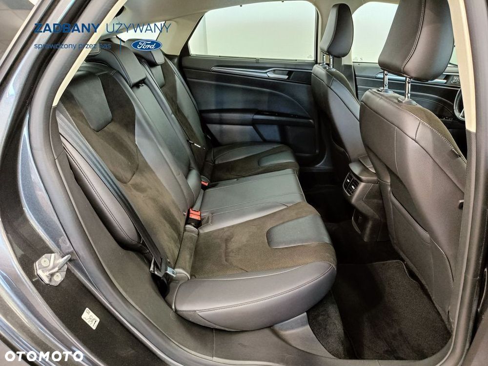 Ford Mondeo 2.0 EcoBlue Titanium - 32